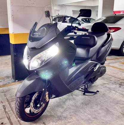 DAFRA MAXSYM 400i 